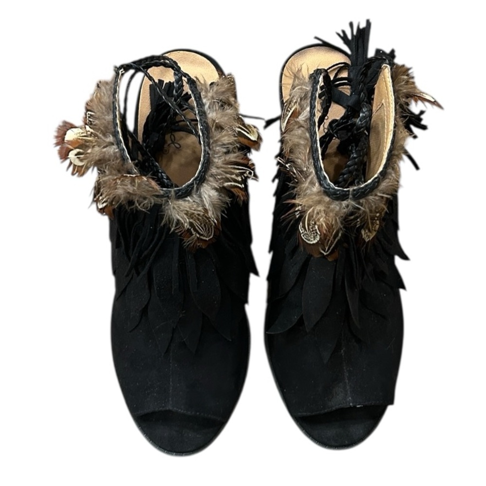 Qupid Black Faux Suede Peep Toe Stacked Heel Bootie with Feathers Women’s Size 9 - Picture 9 of 11